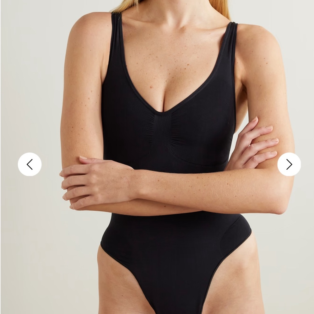 SKIMS Black Bodysuit size S